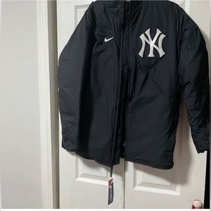 Limited Edition New York Yankees Nike coat